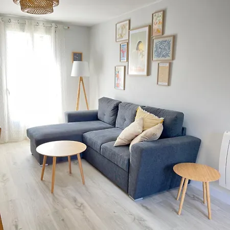 Jolie Maison Bord De Nyaraló *